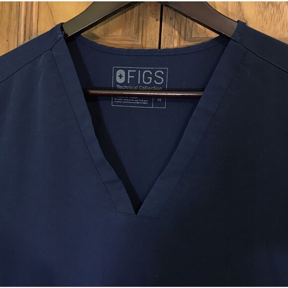 Figs Casma Three-Pocket Scrub Top Women's M Navy Blue Poly/Rayon/Spandex V-Neck - Picture 4 of 12